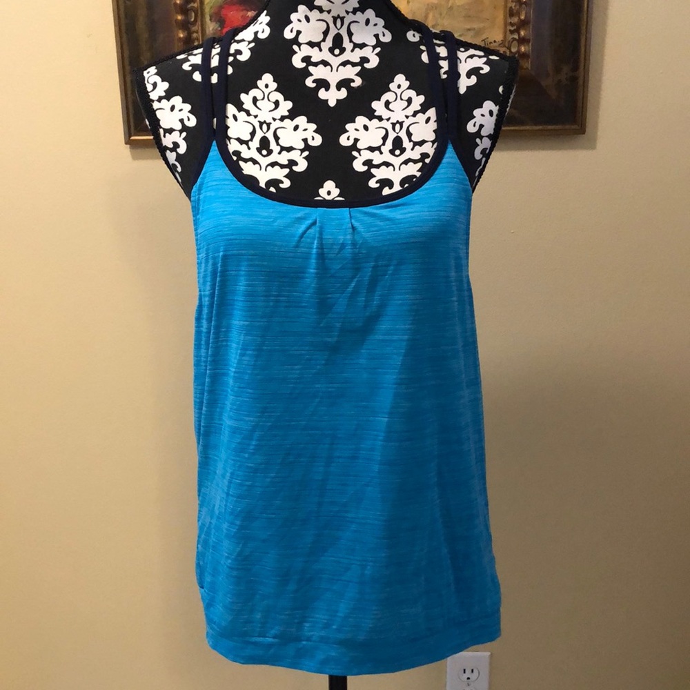 Athleta cross back removable padded bra insert with attached athletic tank top